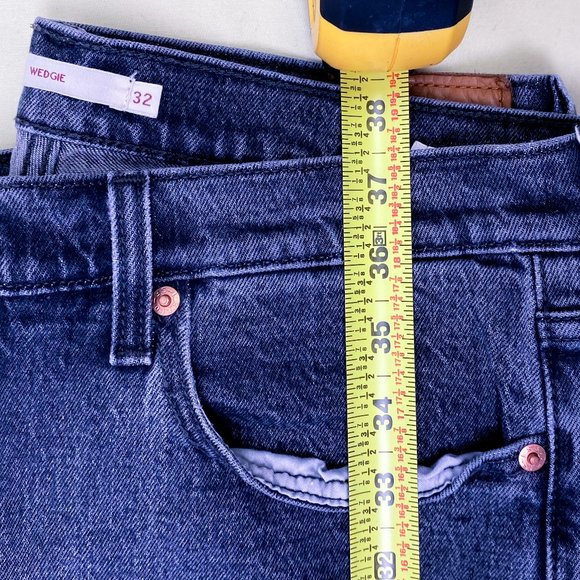 LEVIs Women's Wedgie Jeans Premium Denim Vintage Style Black Plus Size 32 - Picture 10 of 14